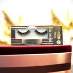رموش صناعية من نوع "3D Mink Lashes" من علامة "KARAZA".