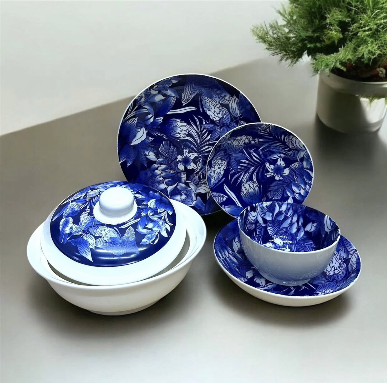 طقم سفرة 26 قطعه