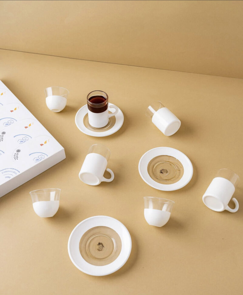 ⁦طقم إستكانة مع فنجان⁩ - الصورة ⁦2⁩