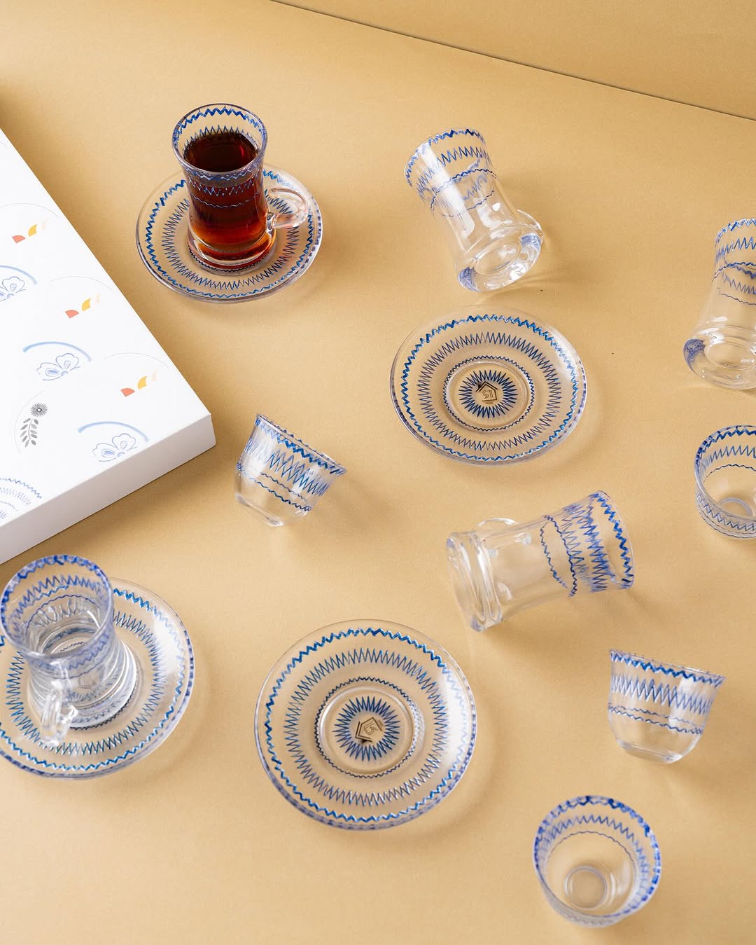 طقم شاي أو قهوة