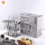 طقم أدوات مائدة (ملاعق وشوك وسكاكين).