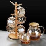 طقم  زجاجي خالٍ من الرصاص مكون من ثماني قطع